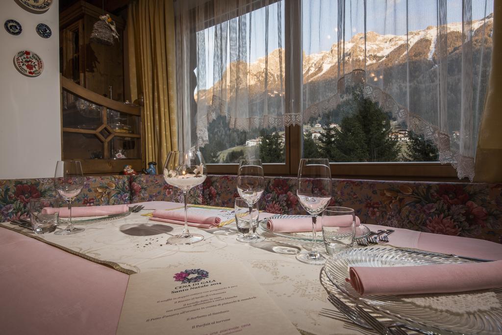 Hotel Des Alpes Сорага Екстериор снимка