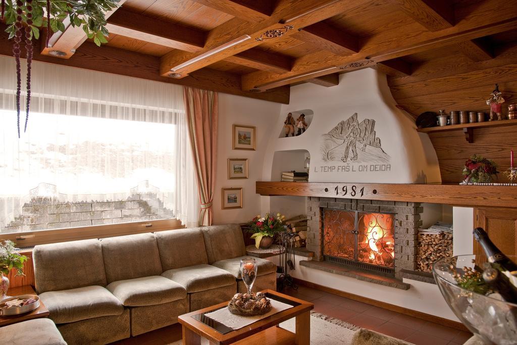 Hotel Des Alpes Сорага Екстериор снимка